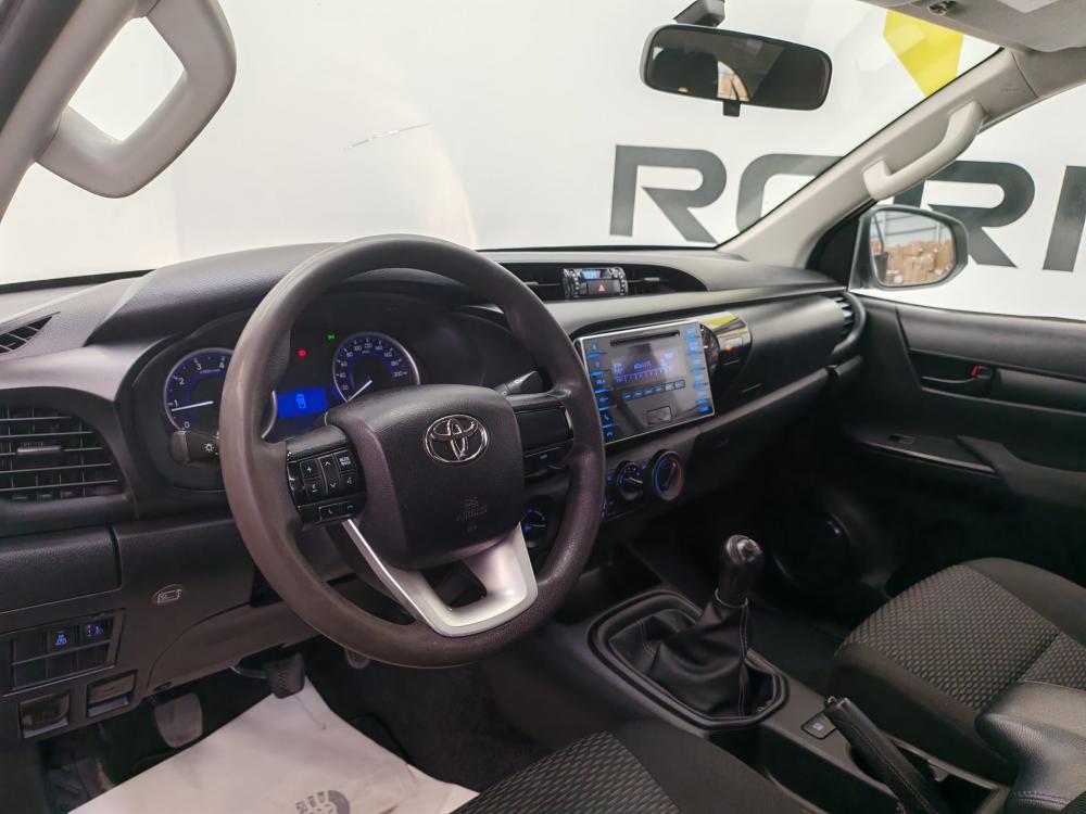 toyota-hilux-2018-diesel-2393cc