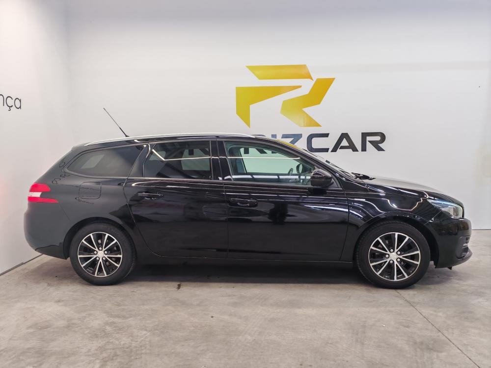 peugeot-308-sw-2019-diesel-1499cc