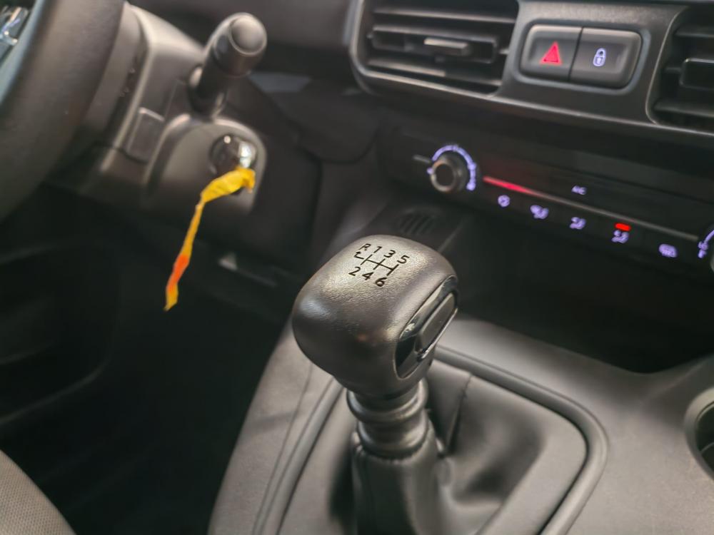 peugeot-partner-2022-diesel-1499cc