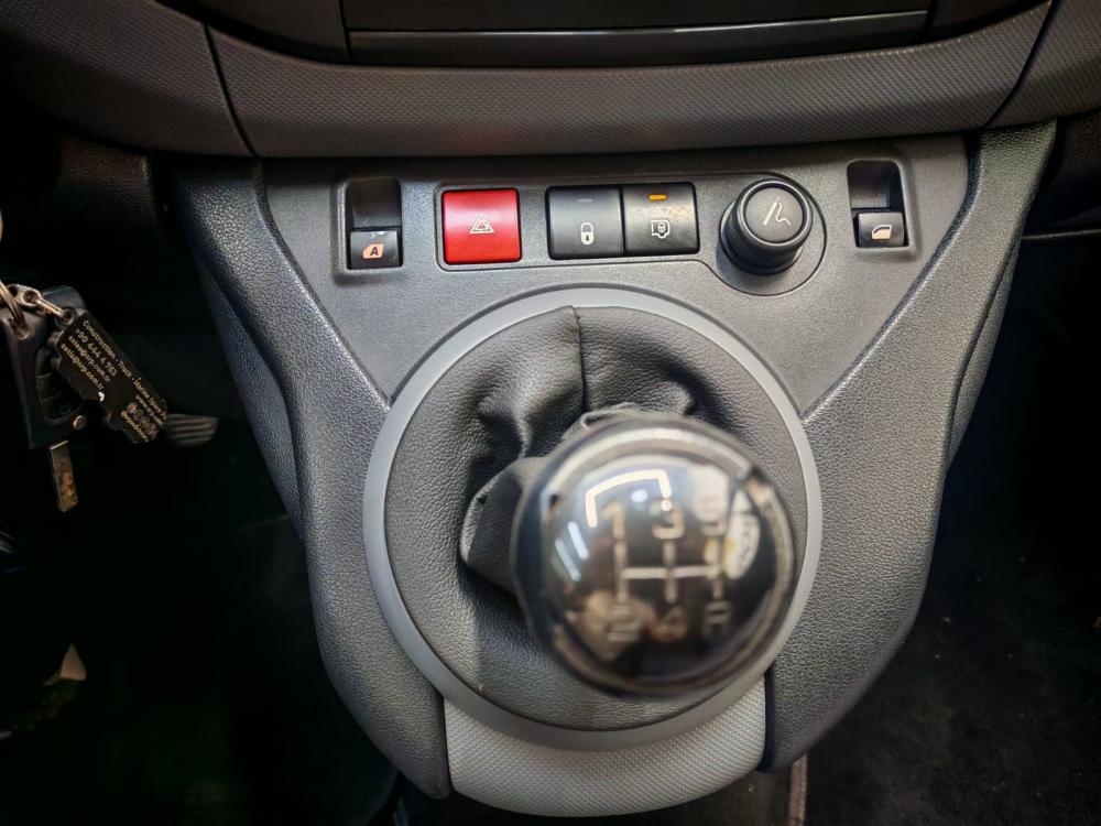 peugeot-partner-2015-diesel-1560cc