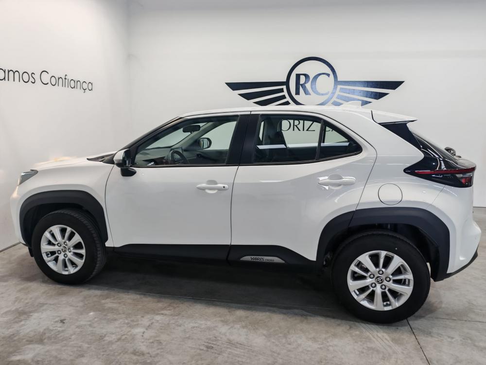 toyota-yaris-cross-2022-hibrido-a-gasolina-1490cc