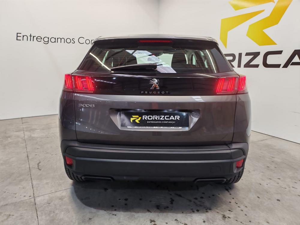 peugeot-3008-2022-diesel-1499cc