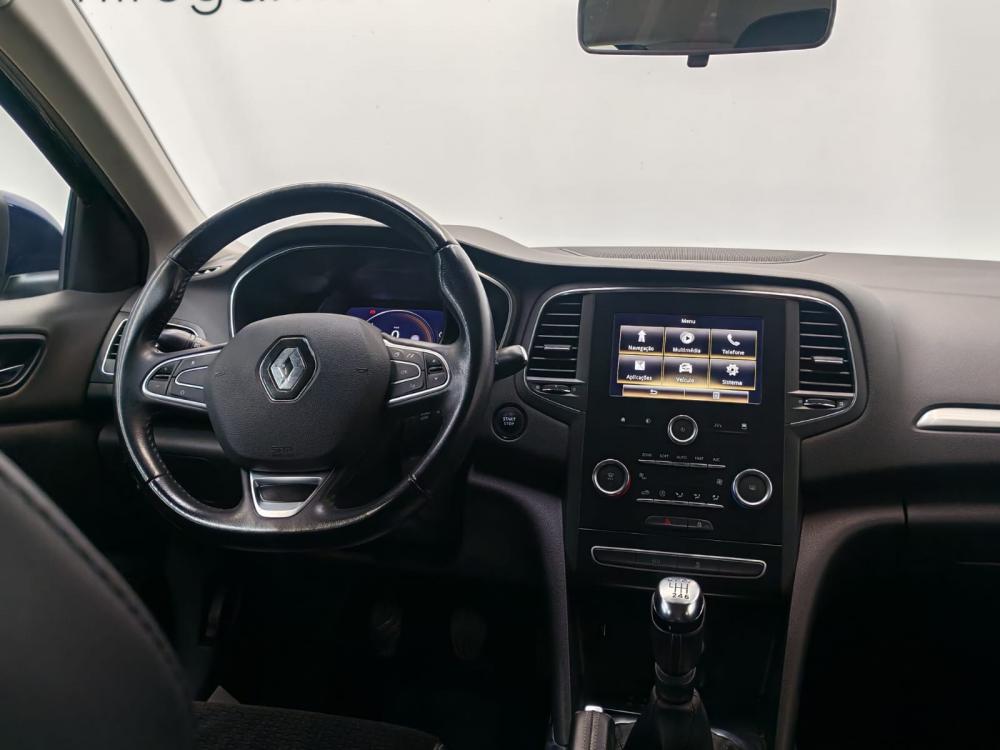 renault-megane-sport-tourer-2018-diesel-1461cc