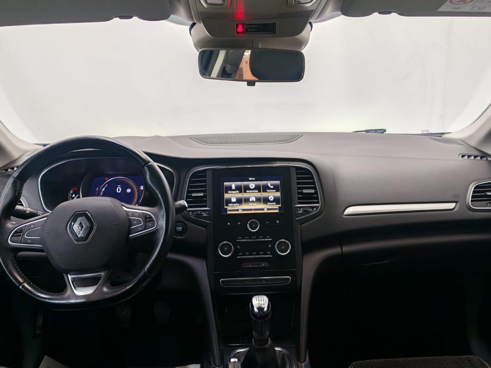 renault-megane-sport-tourer-2018-diesel-1461cc