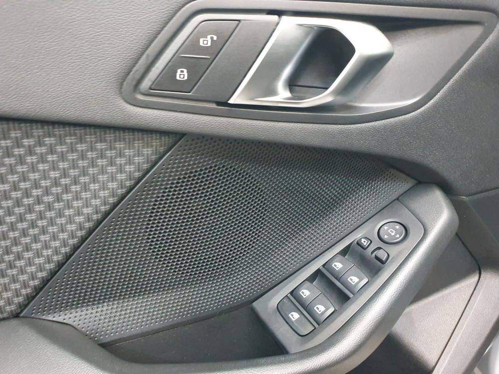 bmw-serie-1-2023-diesel-1496cc
