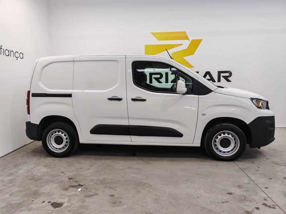 peugeot-partner-2022-diesel-1499cc