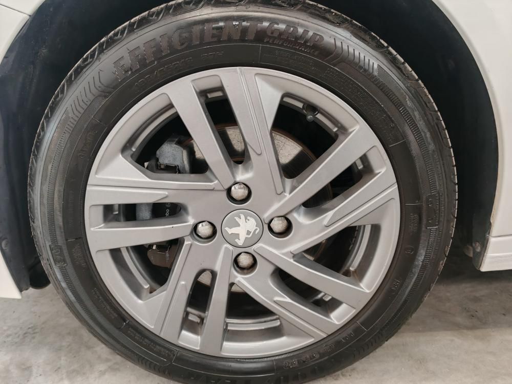 peugeot-208-2021-diesel-1499cc