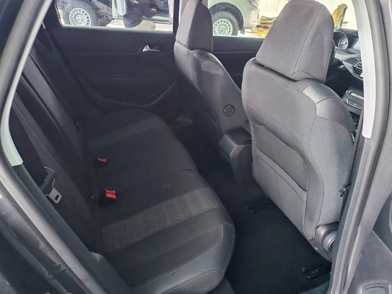 peugeot-308-sw-2018-diesel-1499cc