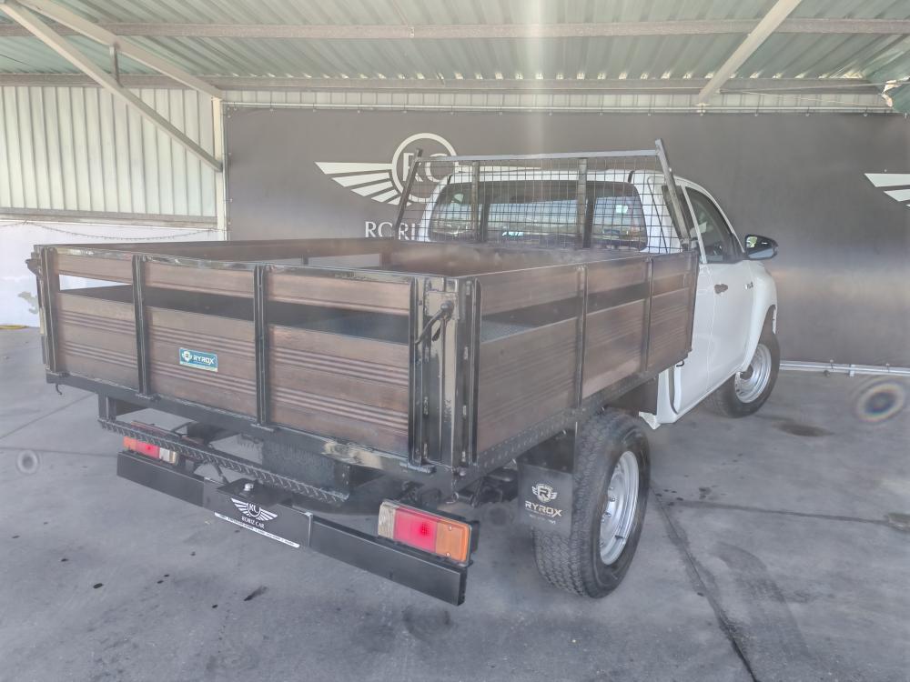 toyota-hilux-2021-diesel-2393cc