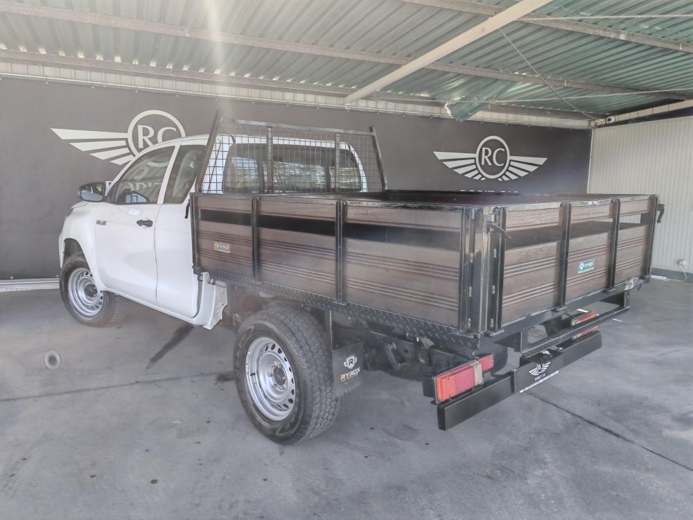 toyota-hilux-2021-diesel-2393cc