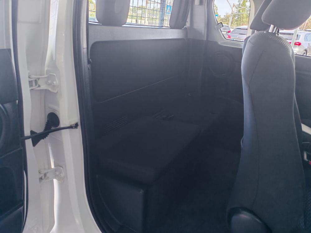 toyota-hilux-2021-diesel-2393cc