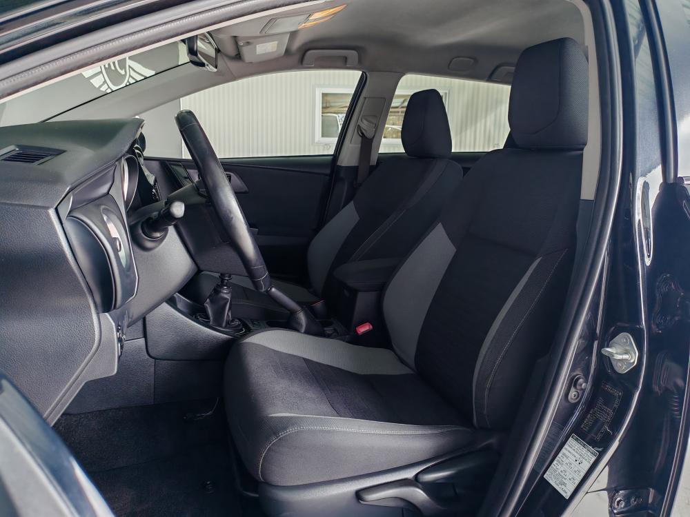 toyota-auris-touring-sports-2016-diesel-1364cc