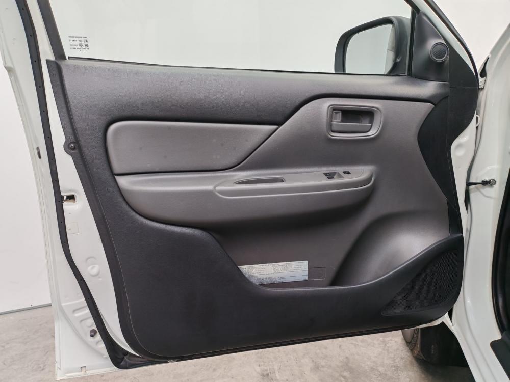 mitsubishi-l200-2019-diesel-2442cc