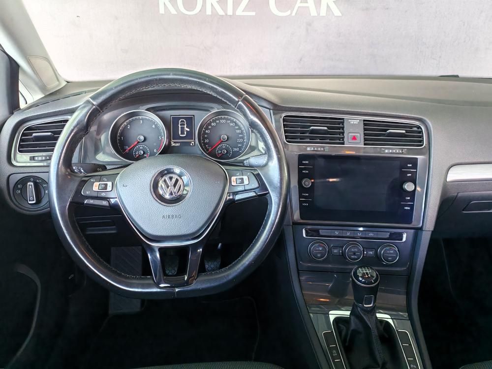 volkswagen-golf-variant-2020-diesel-1598cc
