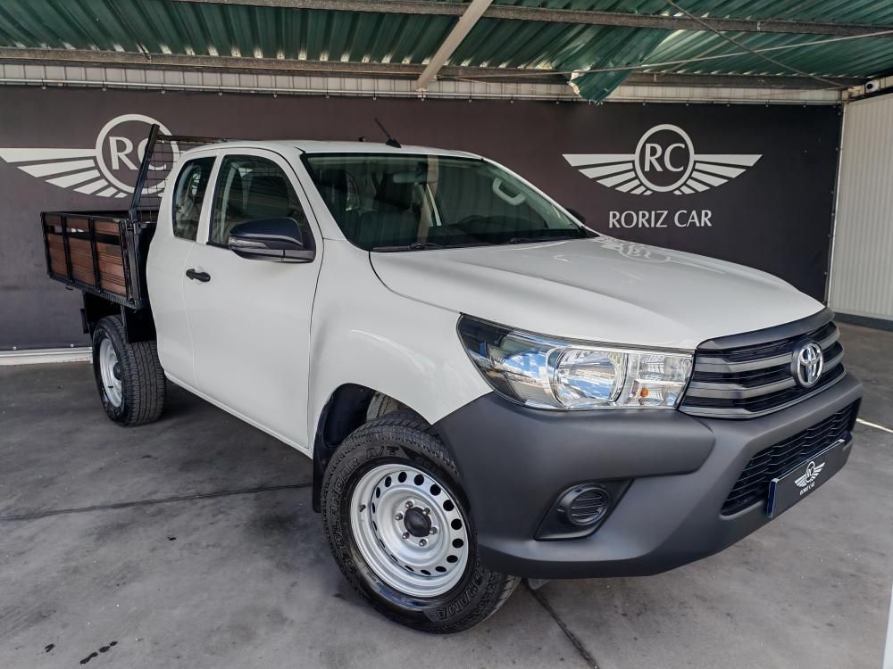 toyota-hilux-2018-diesel-2393cc