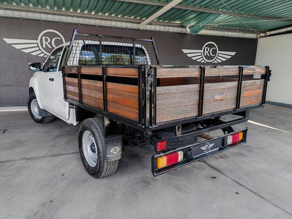 toyota-hilux-2018-diesel-2393cc