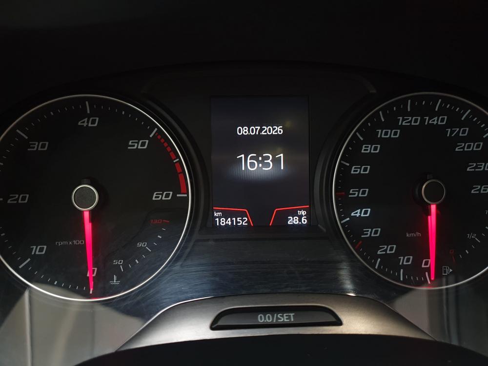 seat-leon-2020-diesel-1598cc