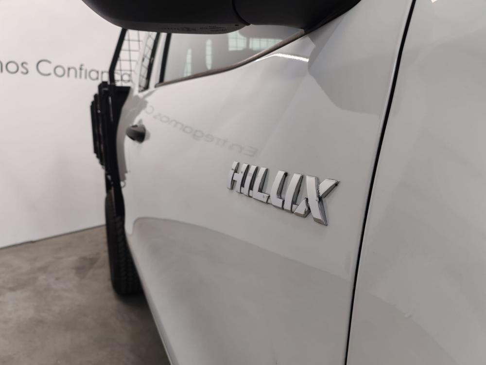 toyota-hilux-2018-diesel-2393cc