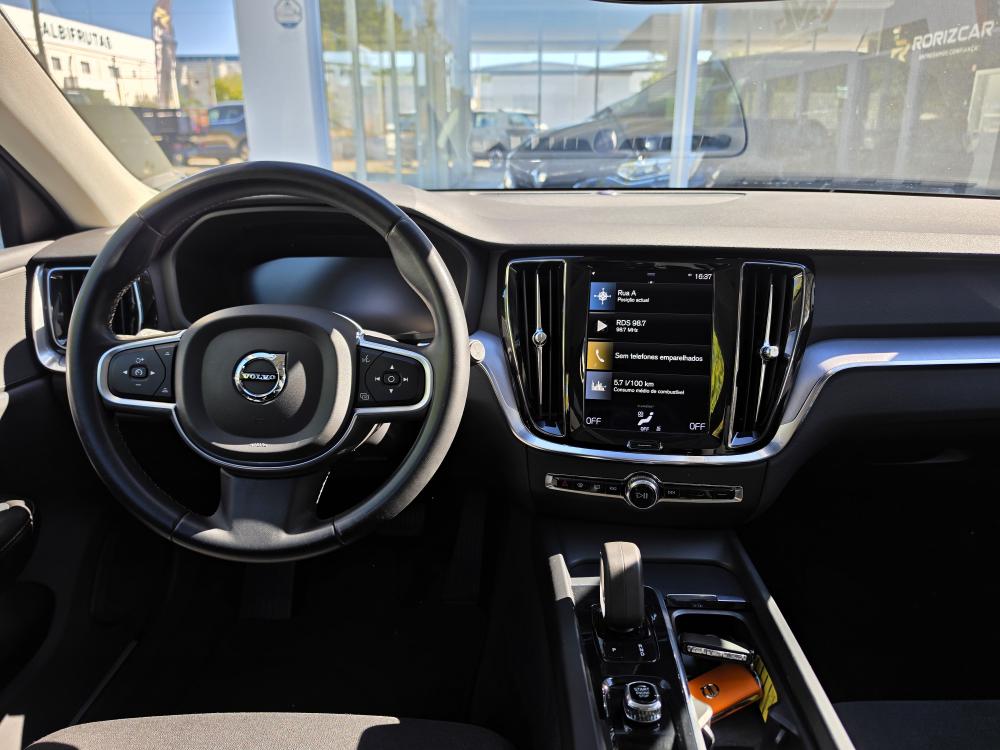 volvo-v60-2021-diesel-1969cc