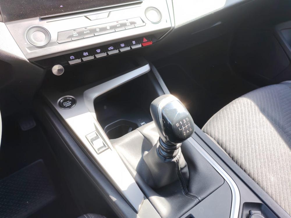 peugeot-308-2022-diesel-1499cc
