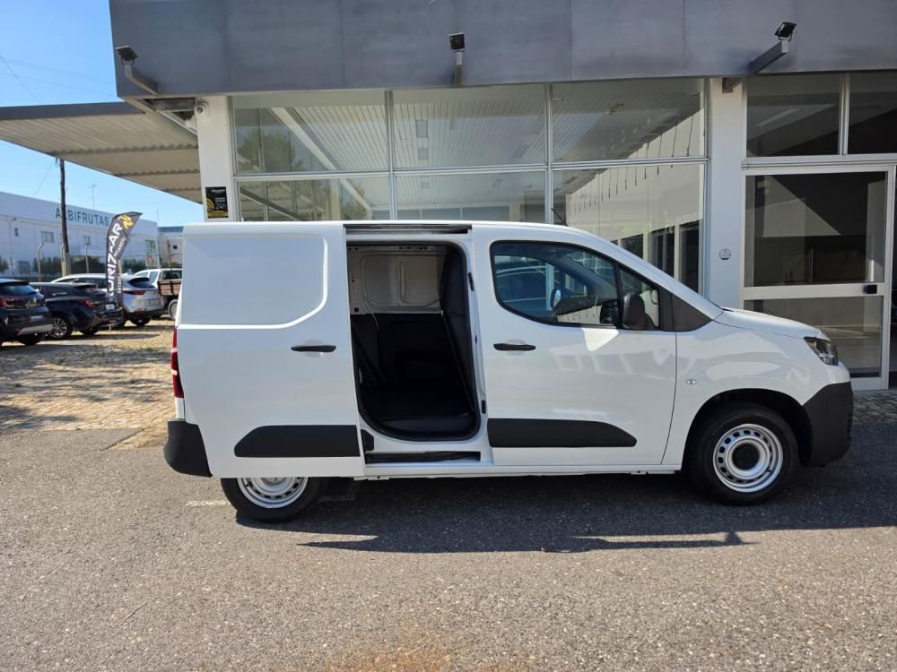 citroen-berlingo-2021-diesel-1499cc