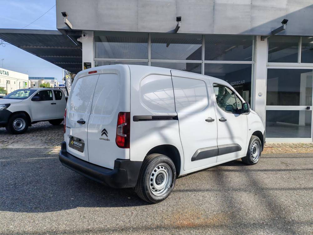citroen-berlingo-2023-diesel-1499cc