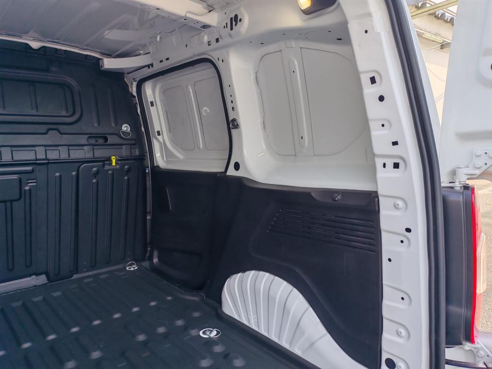 citroen-berlingo-2023-diesel-1499cc