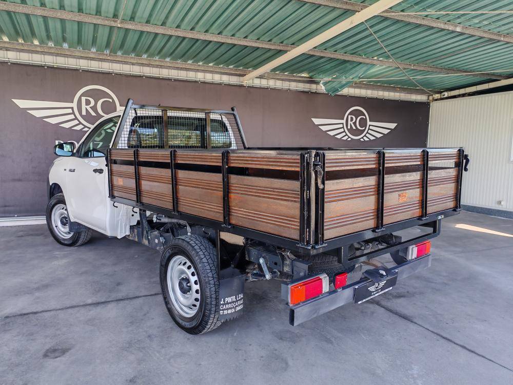 toyota-hilux-2020-diesel-2393cc