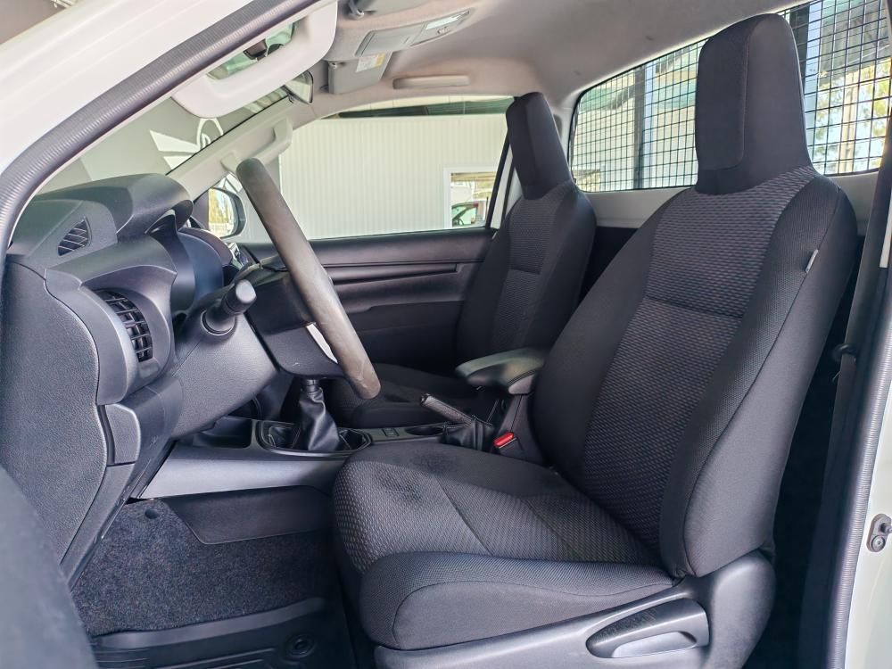 toyota-hilux-2020-diesel-2393cc