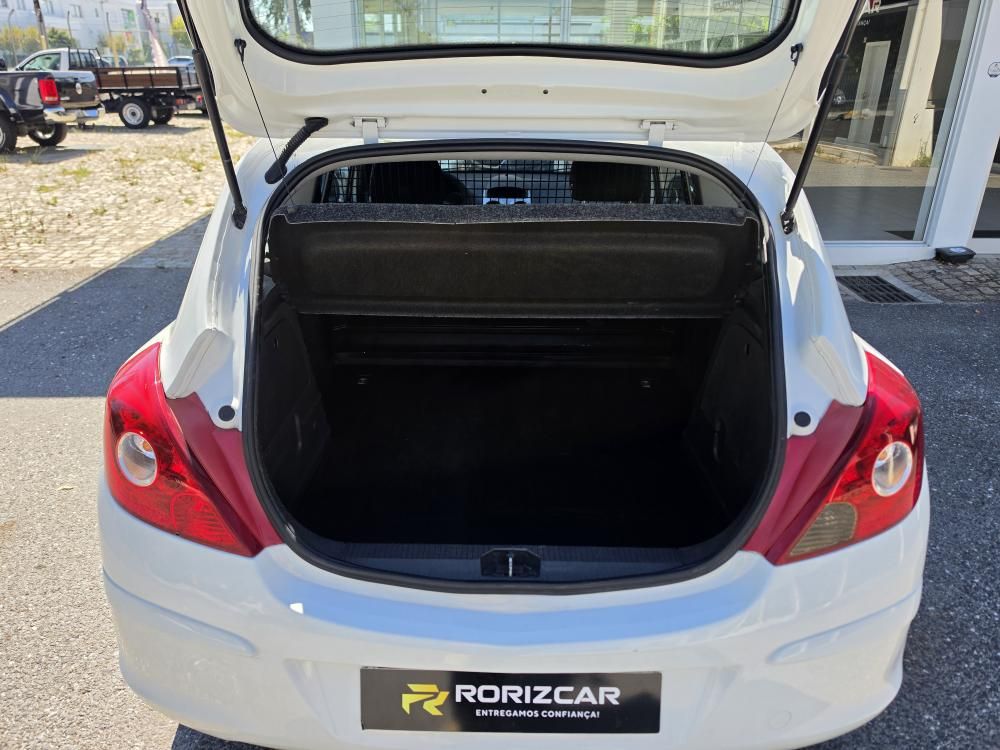 opel-corsa-van-2012-diesel-1cc