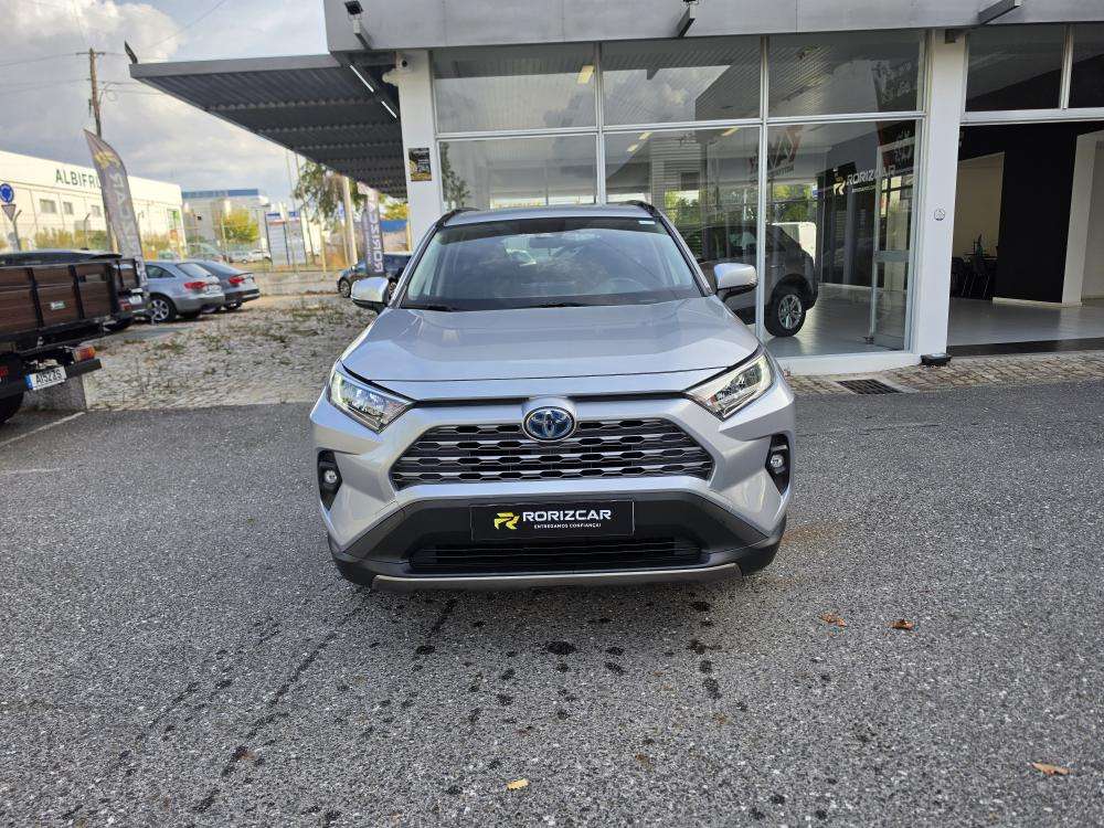 toyota-rav4-2022-hibrido-a-gasolina-2487cc