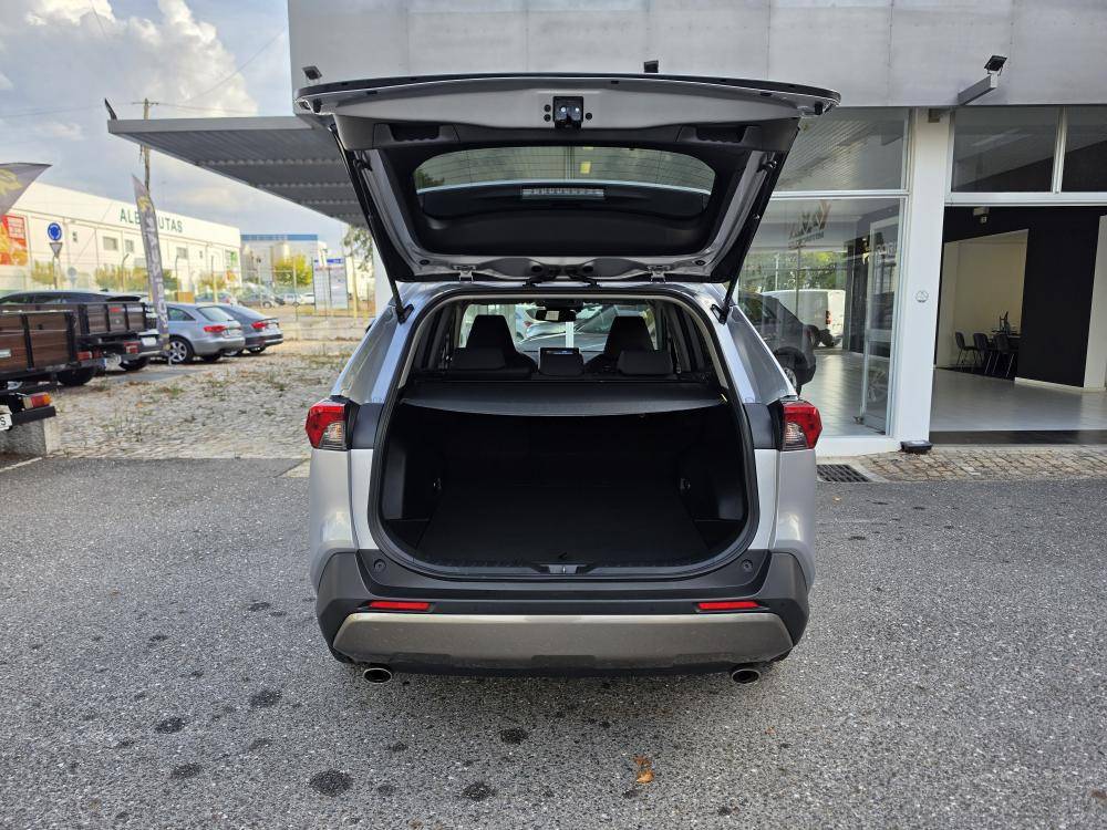 toyota-rav4-2022-hibrido-a-gasolina-2487cc