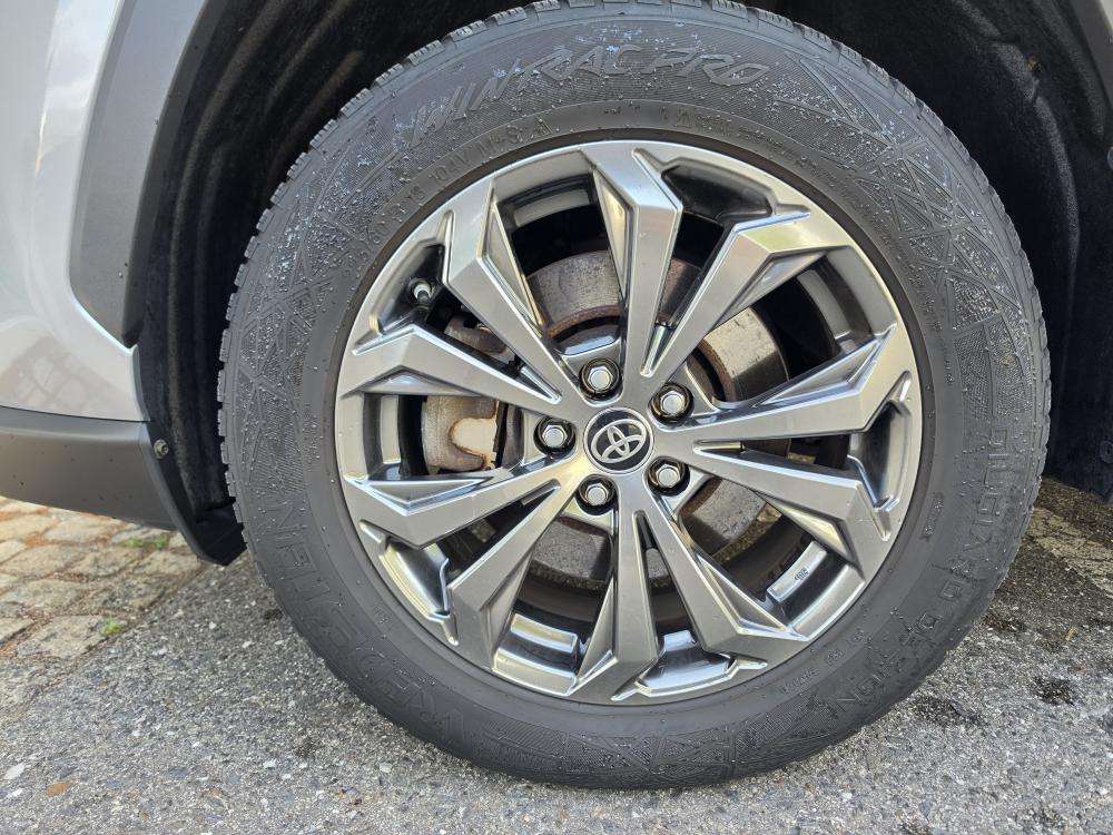 toyota-rav4-2022-hibrido-a-gasolina-2487cc