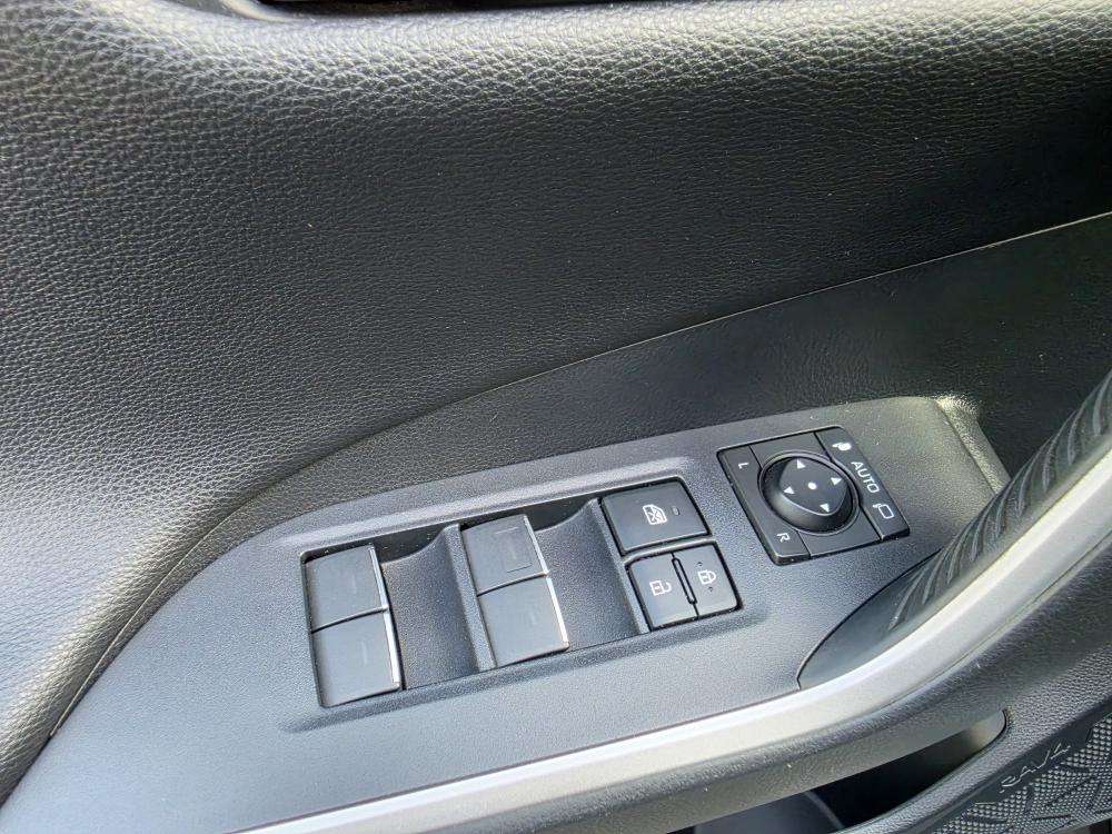 toyota-rav4-2022-hibrido-a-gasolina-2487cc