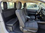 toyota-hilux-2021-diesel-2393cc