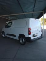 opel-combo-2021-diesel-1499cc