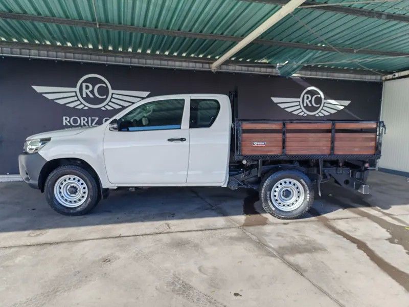 toyota-hilux-2018-diesel-2393cc