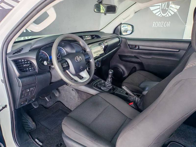 toyota-hilux-2018-diesel-2393cc