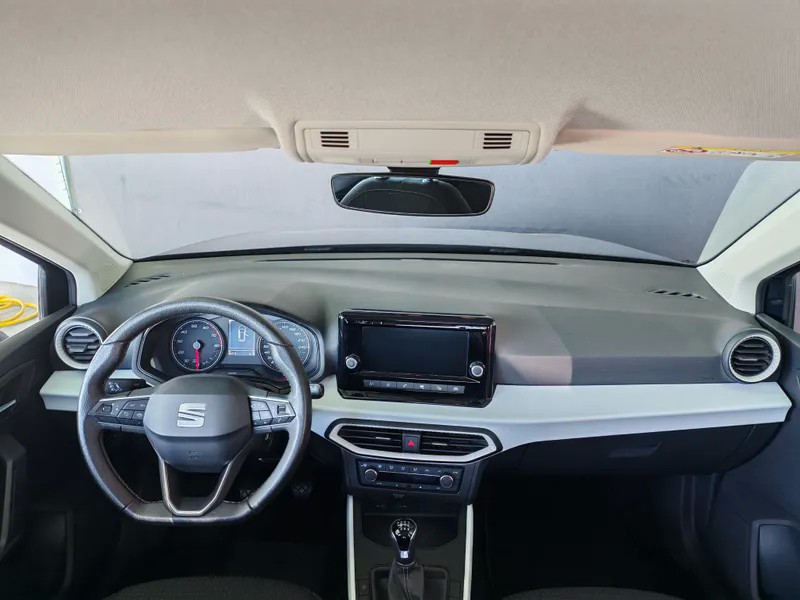 seat-arona-2023-gasolina-999cc