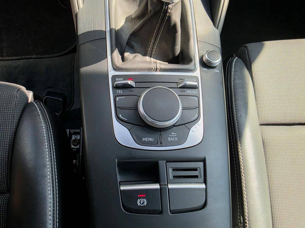 audi-a3-limousine-2015-diesel-1598cc