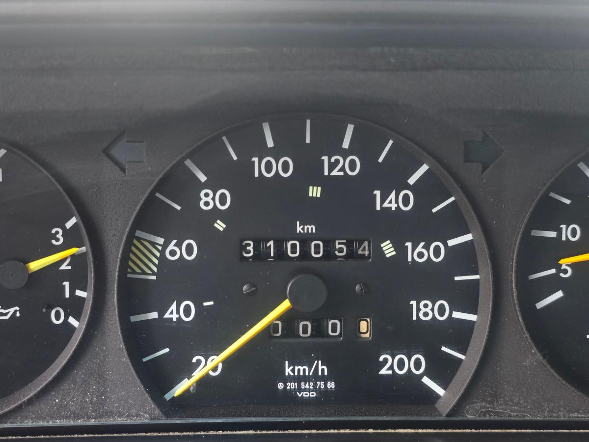 mercedes-benz-190-1992-diesel-2497cc