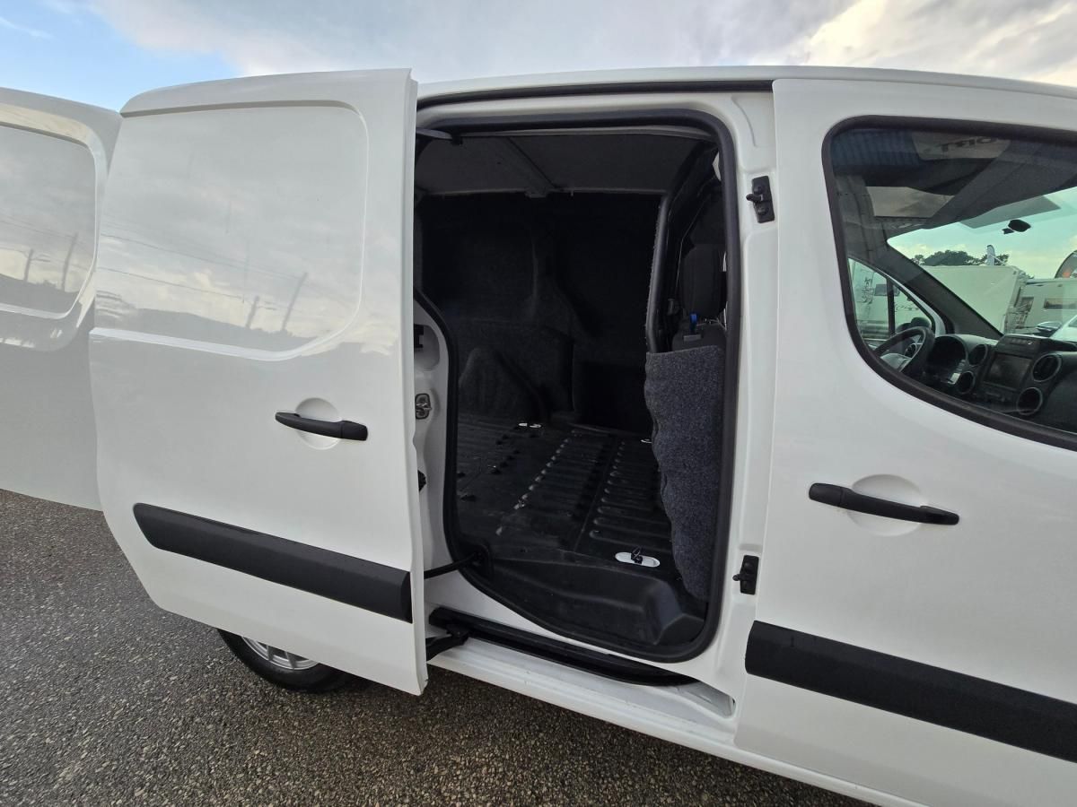 peugeot-partner-2018-diesel-1560cc