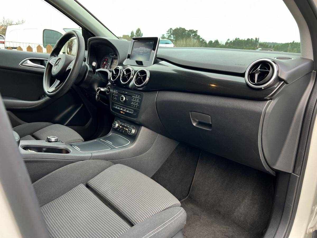 mercedes-benz-classe-b-2015-eletrico-352cc