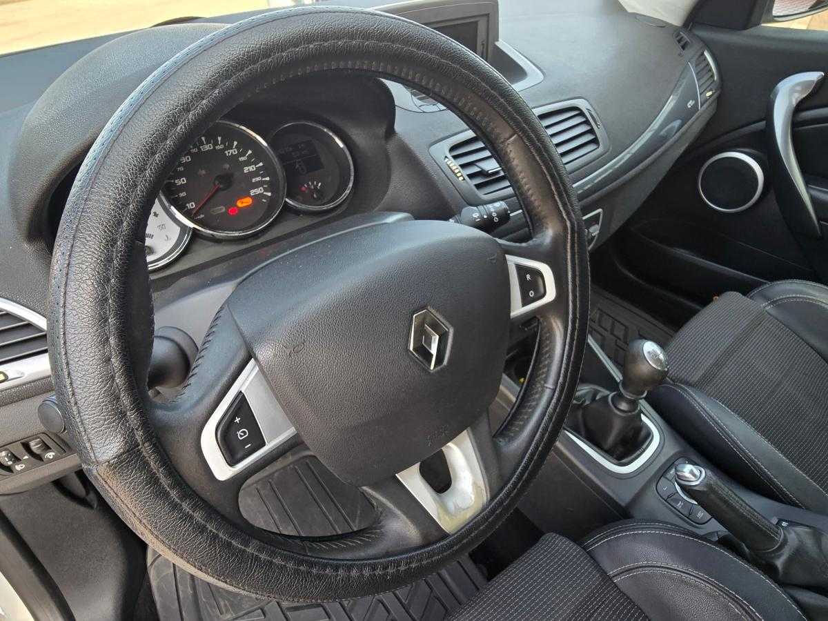 renault-megane-coupe-2010-diesel-1461cc