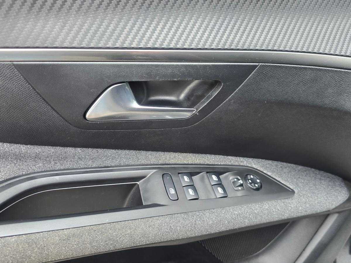 peugeot-3008-2019-diesel-1499cc