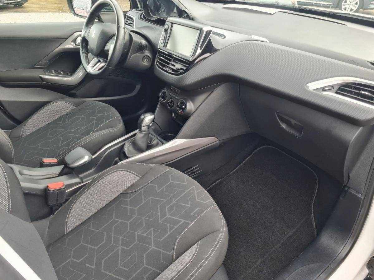peugeot-2008-2017-gasolina-1199cc