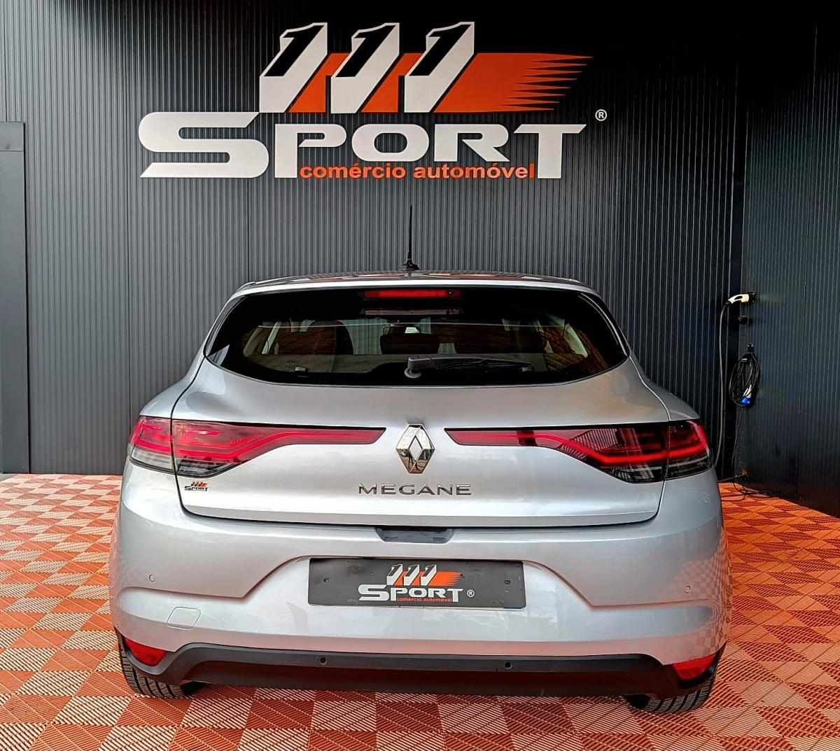 renault-megane-2022-diesel-1461cc