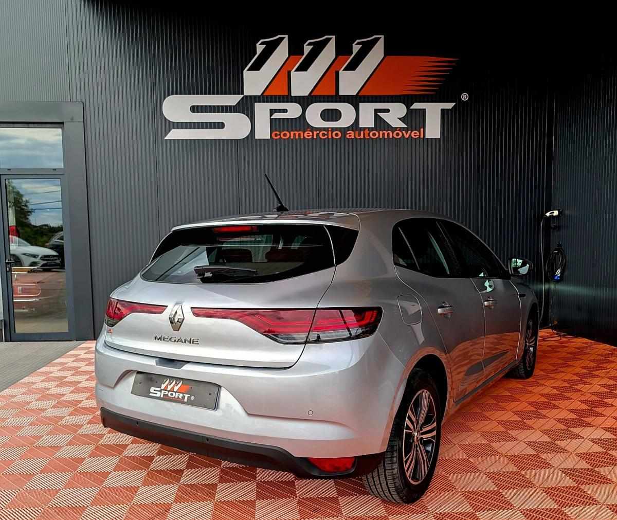 renault-megane-2022-diesel-1461cc