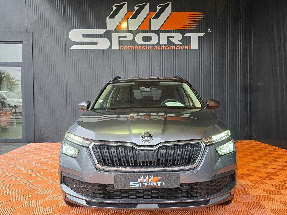 skoda-kamiq-2023-gasolina-999cc