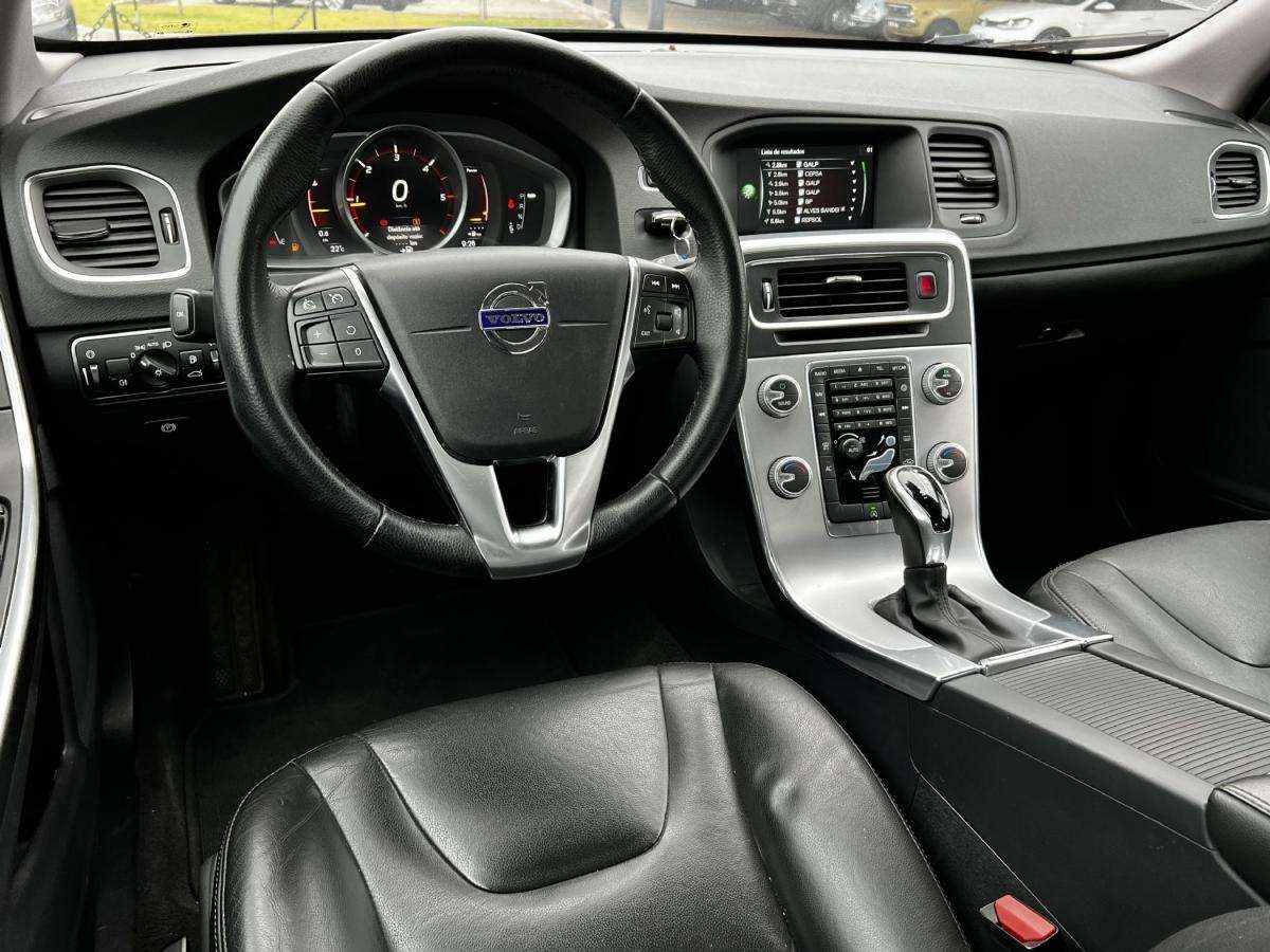 volvo-s60-d2-2017-diesel-1969cc